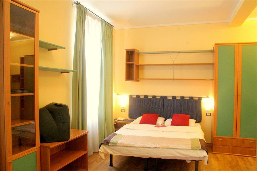 Central Hotel Tiepolo Прага Экстерьер фото